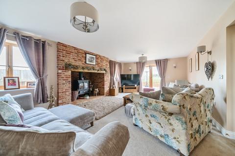 6 bedroom detached house for sale, Long Street, Great Ellingham, NR17