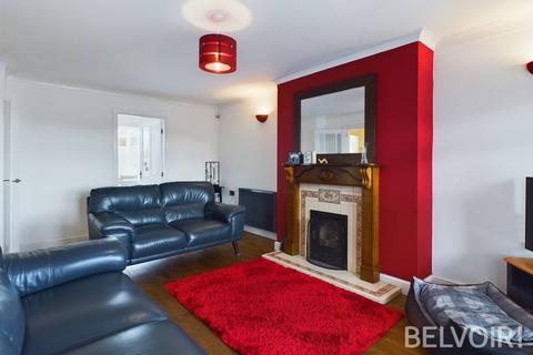 16 Combe Drive, Stoke-on-trent, ST3 7LB