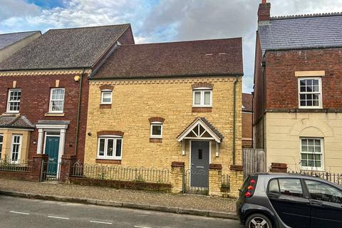 3 bedroom semi-detached house for sale, Wichelstowe, Swindon SN1