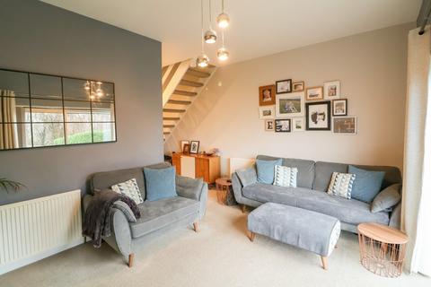 15 Birchside Avenue, Glossop, SK13 7BW
