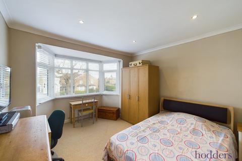 4 bedroom semi-detached house for sale, Laleham Road, Shepperton, Surrey, TW17