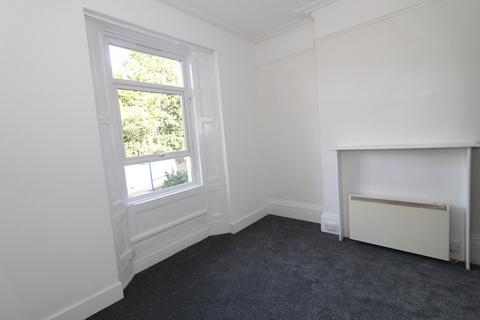 1 bedroom ground floor flat to rent, Babbacombe Road, Torquay TQ1