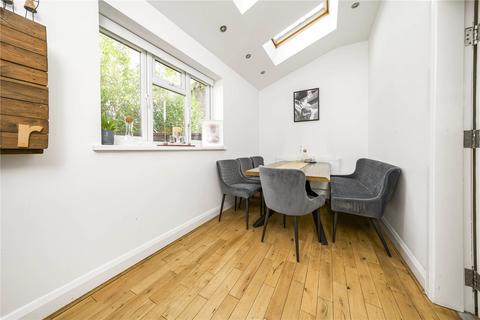 21 Midleton Road, New Malden, KT3 3ES