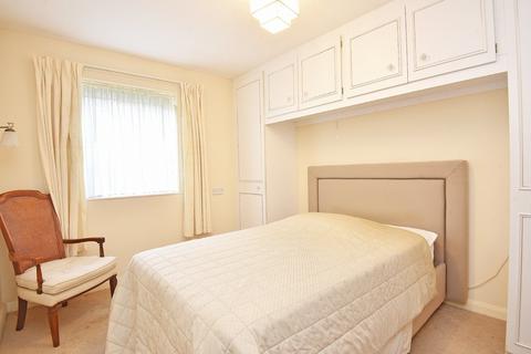 1 bedroom ground floor flat for sale, East Park Road, Harrogate
