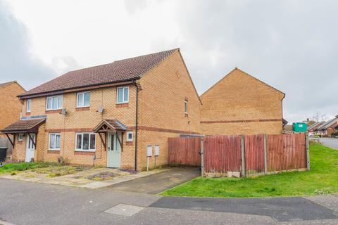 17 Fettledine Road, Irthlingborough, Wellingborough, NN9 5XF