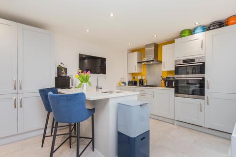 1 Emerald Way, Irthlingborough, Wellingborough, NN9 5GU