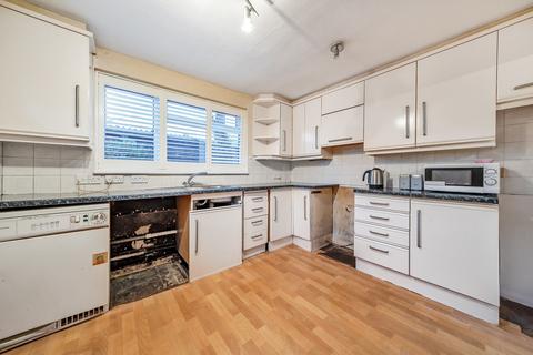 27 Beacon Grove, Carshalton, SM5 3BA