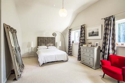 Pavilion House Goring Road, Woodcote, Reading, RG8 0SD