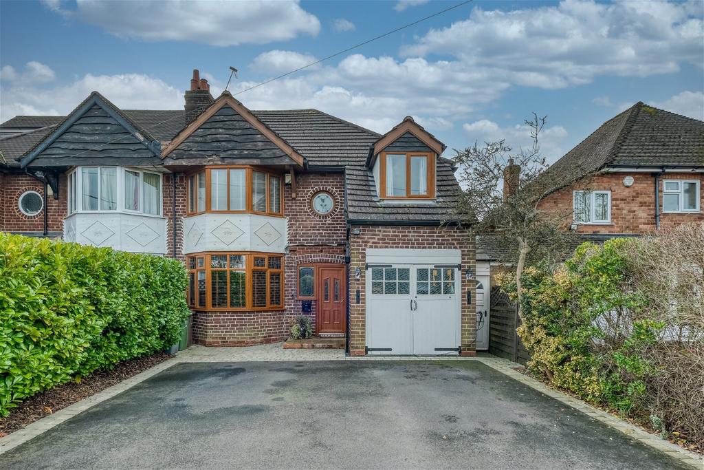 Stratford Road, Shirley, Solihull, B90 4AY 3 bed semidetached house