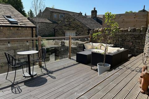 3 bedroom semi-detached house for sale, Low Town, Kirkburton, Huddersfield