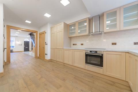 5 bedroom semi-detached house to rent, Romney Street, London SW1P