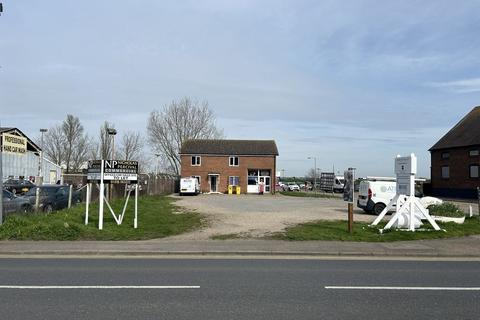 undefined, Riverside Avenue, Manningtree CO11