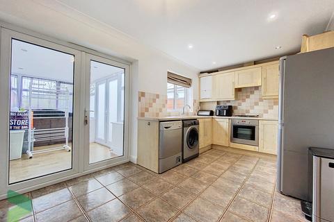 17 Westmorland Close, Darwen, BB3 2TQ