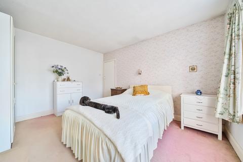 276 Avery Hill Road, London, SE9 2JL