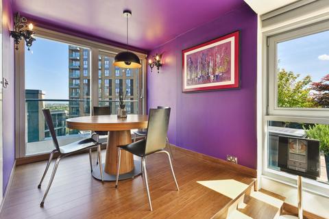 2 bedroom apartment to rent, Orbis Wharf, London SW11