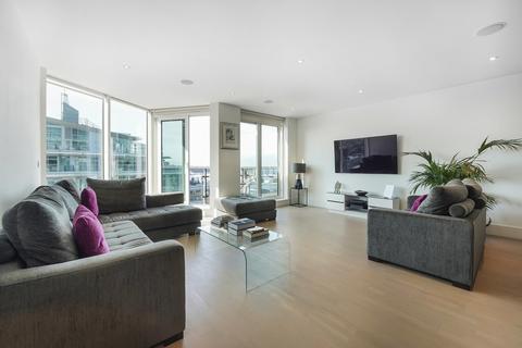 3 bedroom apartment for sale - Ensign House, London SW18