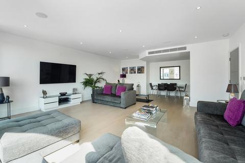 3 bedroom apartment for sale - Ensign House, London SW18