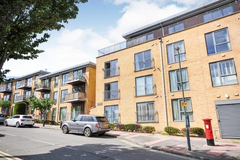 1 bedroom flat for sale, Maylands Drive, Sidcup DA14