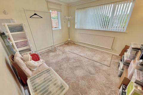 1 Acre Close, Rustington, Littlehampton, BN16 3PG