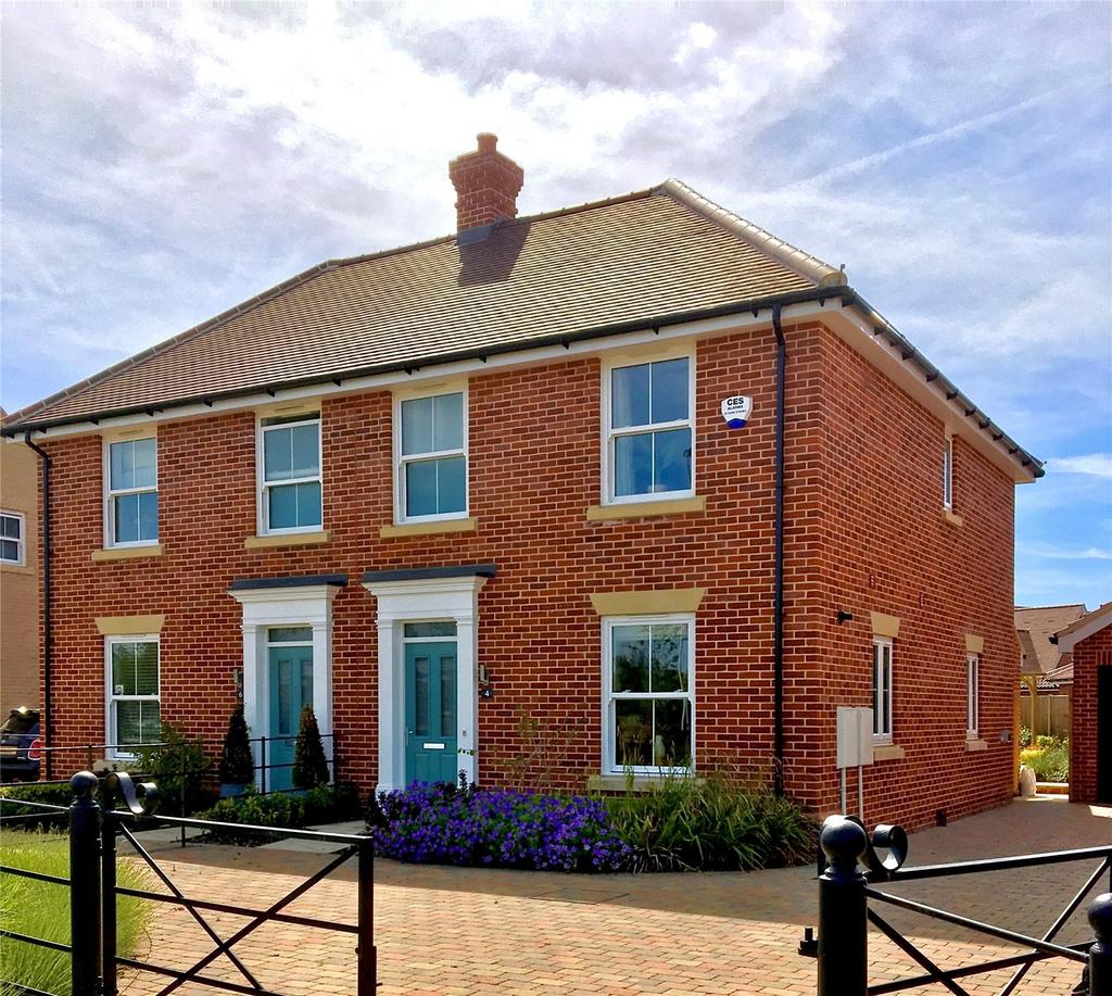 Plot 331 Lawford Green, The Avenue, Lawford, Manningtree, CO11 3 bed