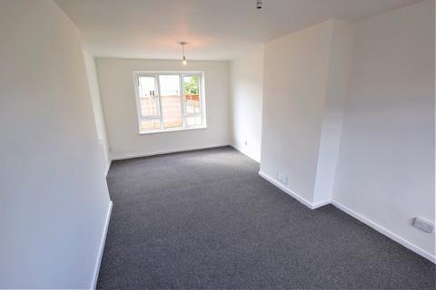 3 bedroom semi-detached house to rent, Chell Grove, Newcastle-Under-Lyme, Stoke-On-Trent, ST5 8HY