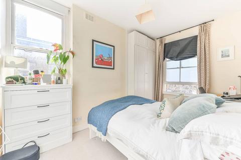 1b Alexandra Avenue, London, SW11 4DZ