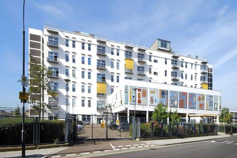 4 bedroom flat to rent, The Piper Building, South Park, London, SW6