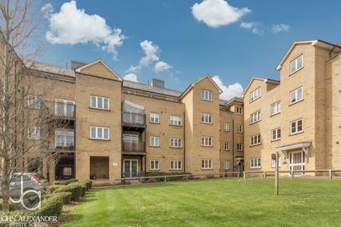 2 bedroom apartment for sale, Gilbert Court, Clarendon Way, Colchester
