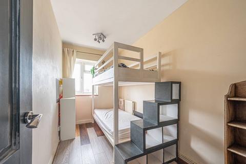 2 bedroom flat for sale, Sunnyside, Child's Hill, London, NW2