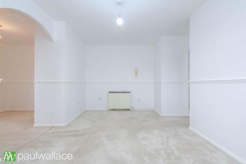 103 Howard Close, Waltham Abbey, EN9 1XB
