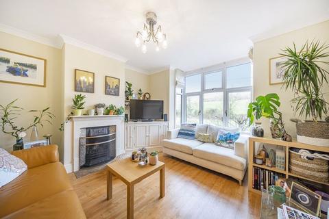 2 bedroom semi-detached house for sale, Basingstoke Road, Alton