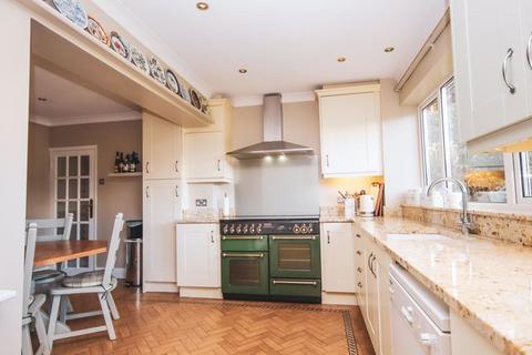 5 bedroom detached house for sale, Cory Drive, Brentwood CM13