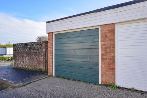 20 Cumber Drive, Brixham, TQ5 8RR
