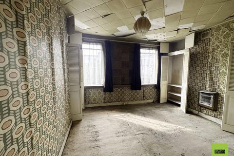 31 Nelson Road, London, SW19 1HS
