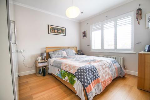 3 bedroom terraced house for sale, Briar Crescent, Northolt