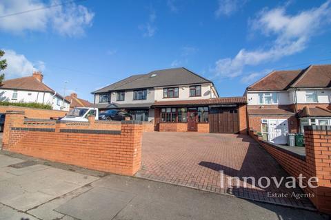 3 bedroom semi-detached house for sale, Thimblemill Road, Smethwick B67
