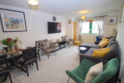 2 bedroom apartment for sale, Greenford Road, Greenford