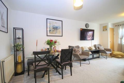 2 bedroom apartment for sale, Greenford Road, Greenford