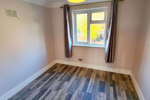 89 Runnymede, London, SW19 2RQ