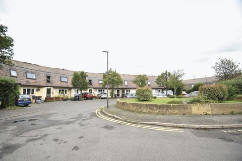 32 Abingdon Close, London, SW19 1AD
