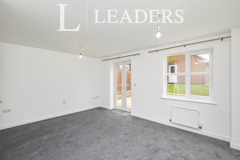 4 bedroom detached house to rent, Girton Way, DE3