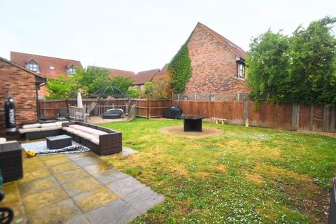 5 bedroom detached house for sale, Wroxton Court, Westcroft, Milton Keynes