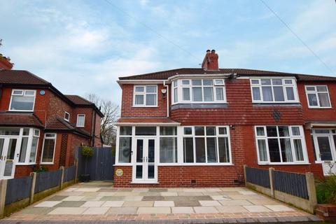 3 bedroom semi-detached house for sale, Dale Grove, Timperley, WA15 6JY