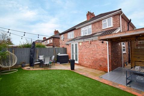 3 bedroom semi-detached house for sale, Dale Grove, Timperley, WA15 6JY