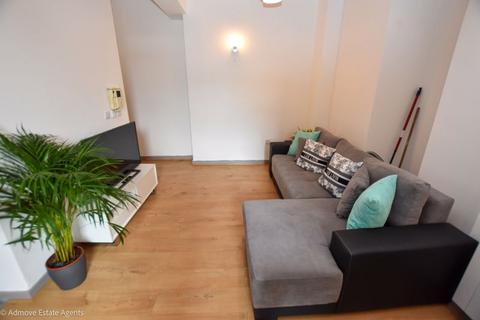 2 bedroom apartment for sale, Junction Works, Ducie Street, Manchester, M1 2DF