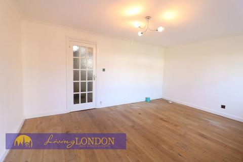 10 Juniper Close, Broxbourne, EN10 6HP