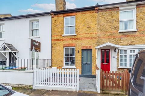 3 bedroom terraced house for sale - Alexandra Road, Thames Ditton, KT7