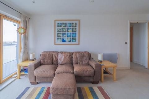 2 bedroom apartment for sale, Midway Quay, Eastbourne, BN23