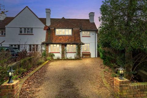 35 Crossways, Sutton, SM2 5LD