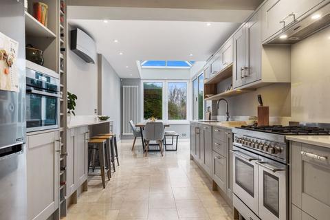 35 Crossways, Sutton, SM2 5LD